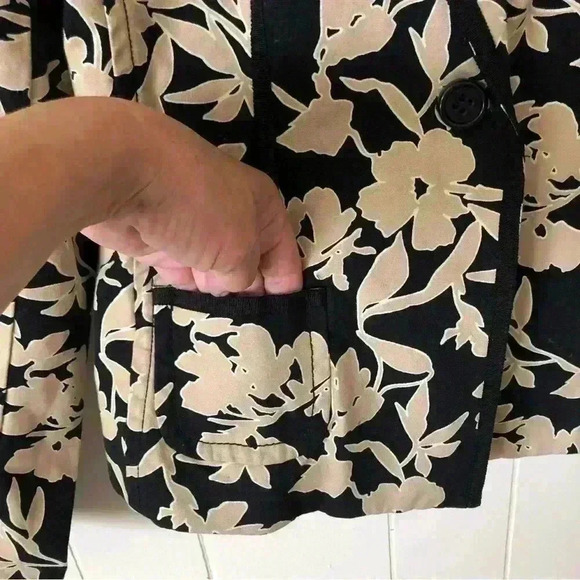 Liz Claiborne Lightweight Floral Printed Cotton Jacket Size 12 P - Picture 6 of 12